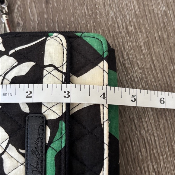 Vera Bradley All in One Crossbody for iPhone 6+ - “Imperial Rose” design - NWT - Picture 9 of 13